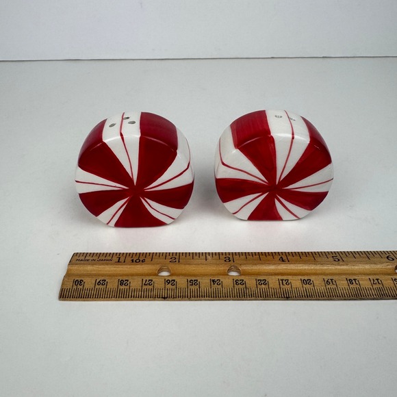 Vtg Peppermit Round Ceramic Salt and Pepper Shakers Red White Tabletop READ - Picture 7 of 10